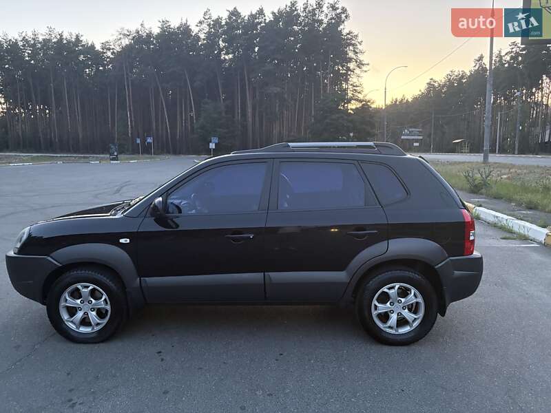 Позашляховик / Кросовер Hyundai Tucson 2008 в Ірпені