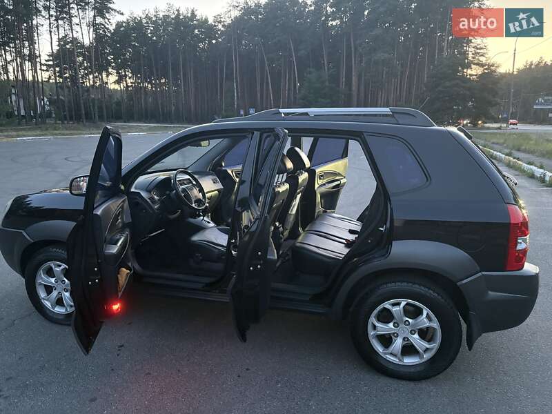 Позашляховик / Кросовер Hyundai Tucson 2008 в Ірпені