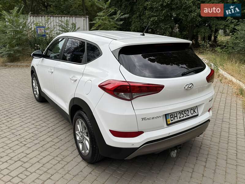Внедорожник / Кроссовер Hyundai Tucson 2015 в Одессе