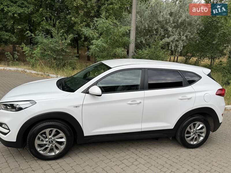 Внедорожник / Кроссовер Hyundai Tucson 2015 в Одессе