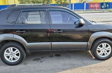 Внедорожник / Кроссовер Hyundai Tucson 2008 в 