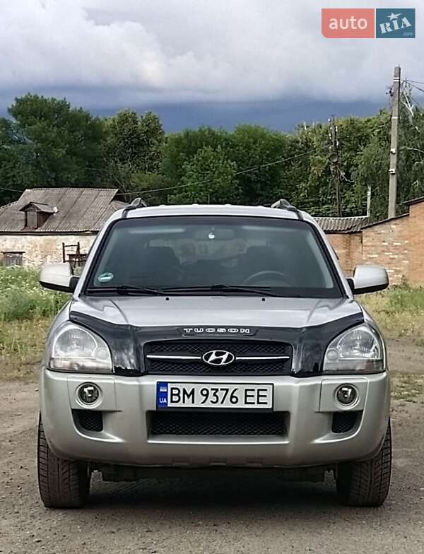 Внедорожник / Кроссовер Hyundai Tucson 2005 в Ромнах