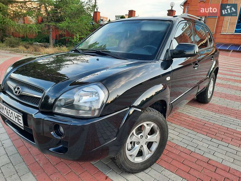 Внедорожник / Кроссовер Hyundai Tucson 2008 в Запорожье
