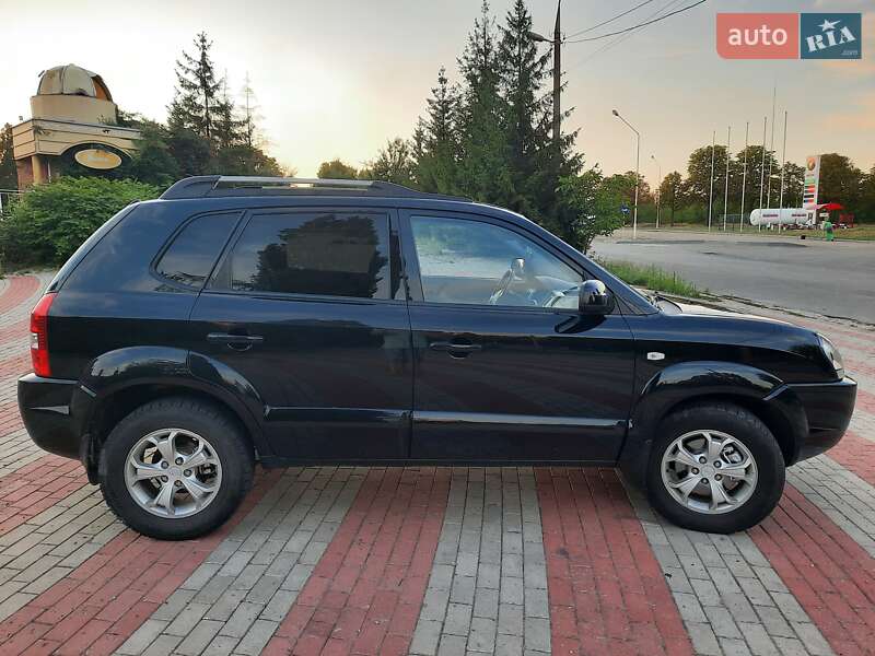 Внедорожник / Кроссовер Hyundai Tucson 2008 в Запорожье