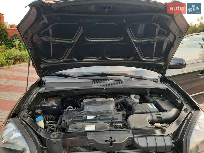 Внедорожник / Кроссовер Hyundai Tucson 2008 в Запорожье