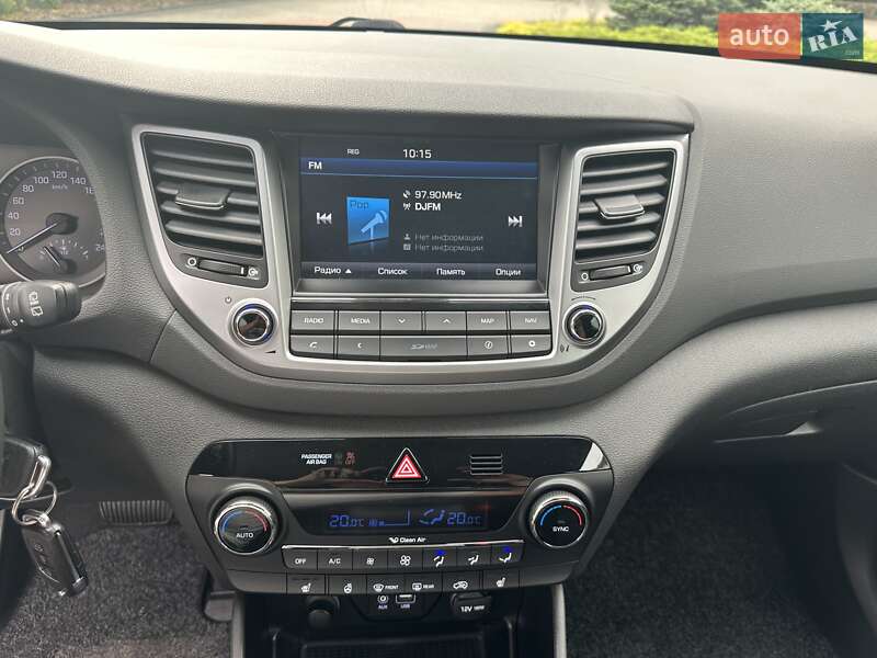 Внедорожник / Кроссовер Hyundai Tucson 2015 в Луцке
