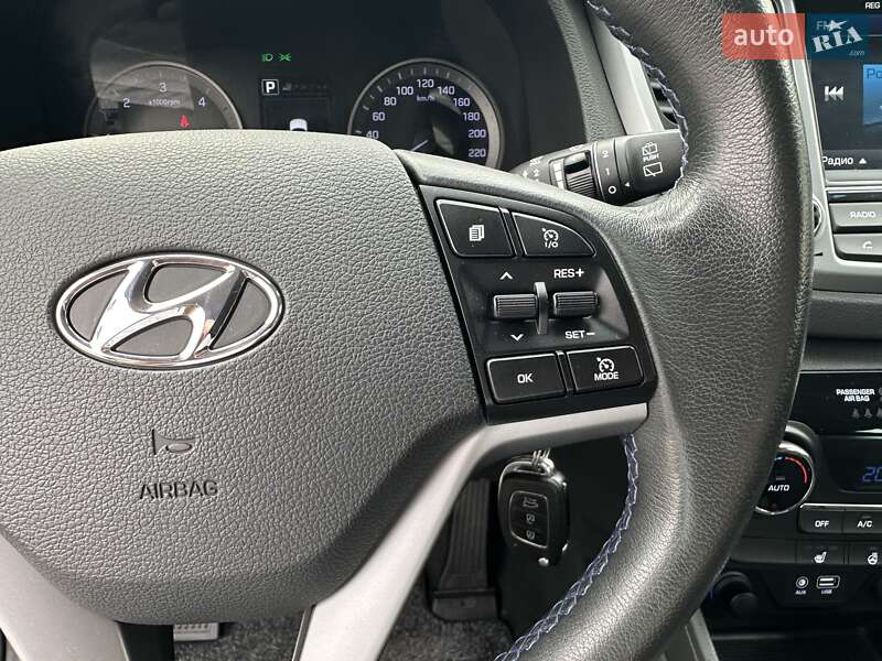 Внедорожник / Кроссовер Hyundai Tucson 2015 в Луцке