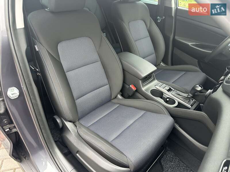 Внедорожник / Кроссовер Hyundai Tucson 2015 в Луцке