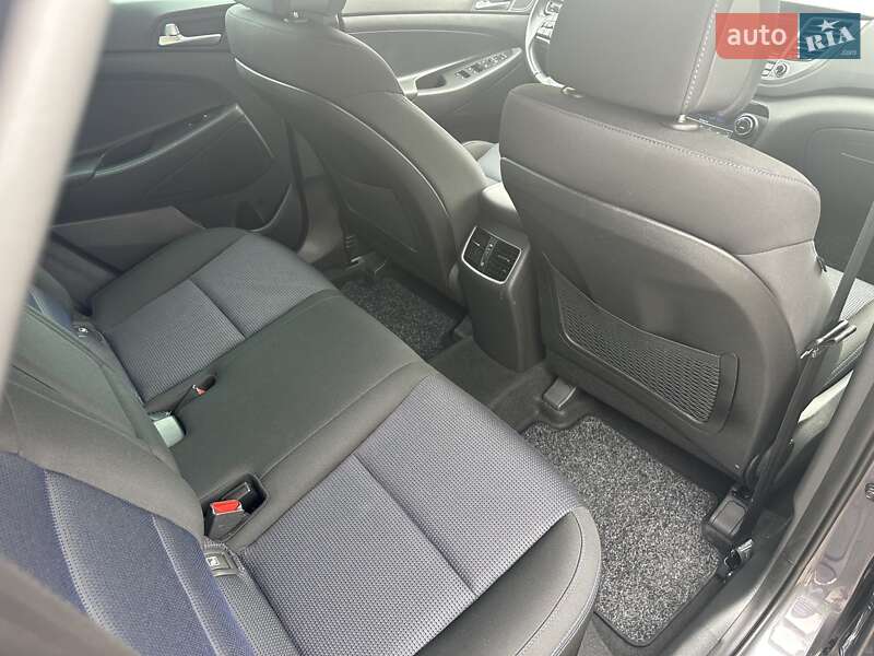 Внедорожник / Кроссовер Hyundai Tucson 2015 в Луцке