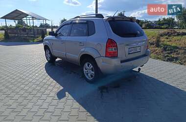 Внедорожник / Кроссовер Hyundai Tucson 2006 в 