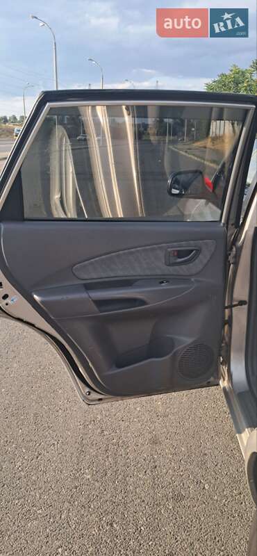 Позашляховик / Кросовер Hyundai Tucson 2005 в Одесі