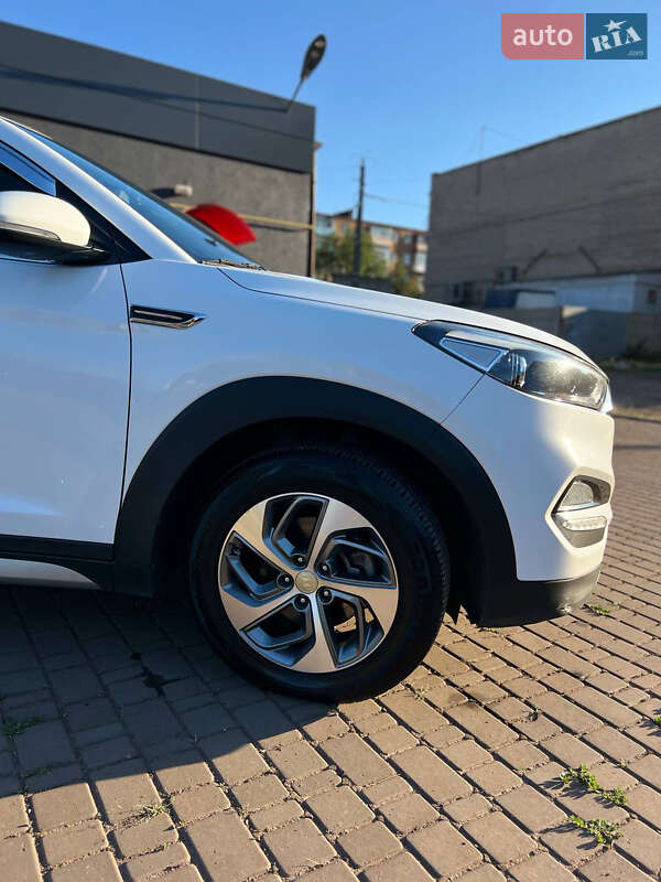 Позашляховик / Кросовер Hyundai Tucson 2016 в Кривому Розі