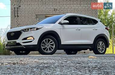 Внедорожник / Кроссовер Hyundai Tucson 2017 в Киеве