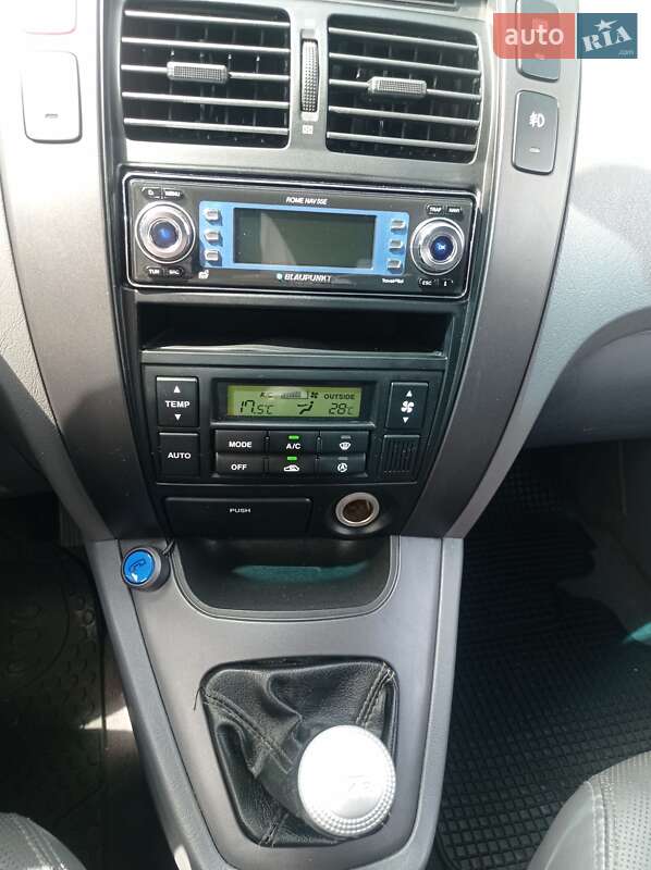 Внедорожник / Кроссовер Hyundai Tucson 2005 в Луцке