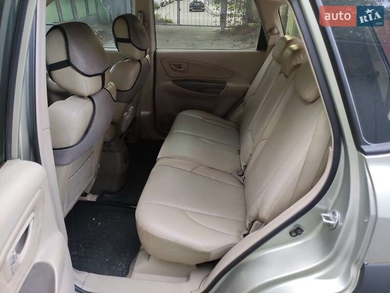 Позашляховик / Кросовер Hyundai Tucson 2007 в Києві