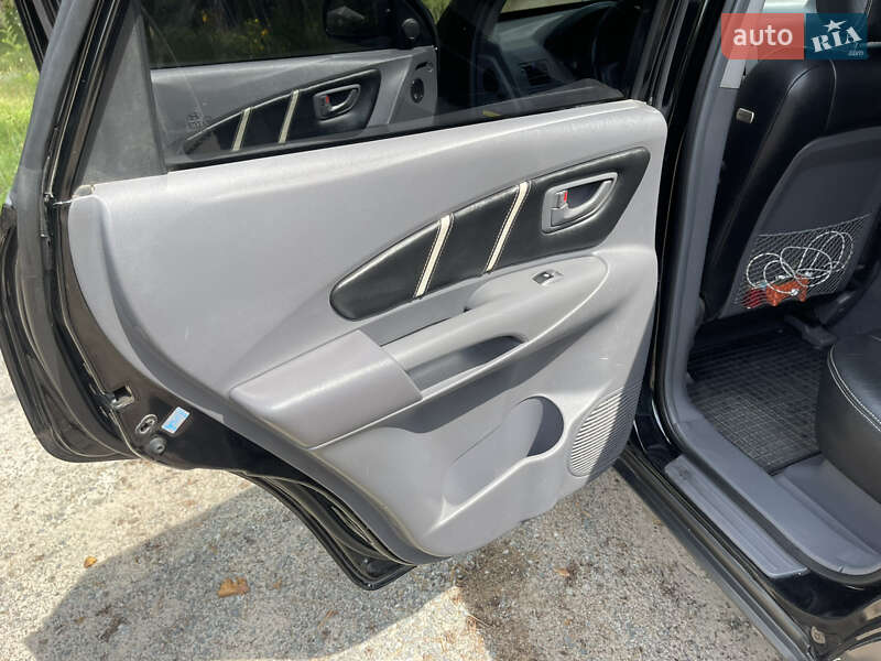Внедорожник / Кроссовер Hyundai Tucson 2004 в Киеве