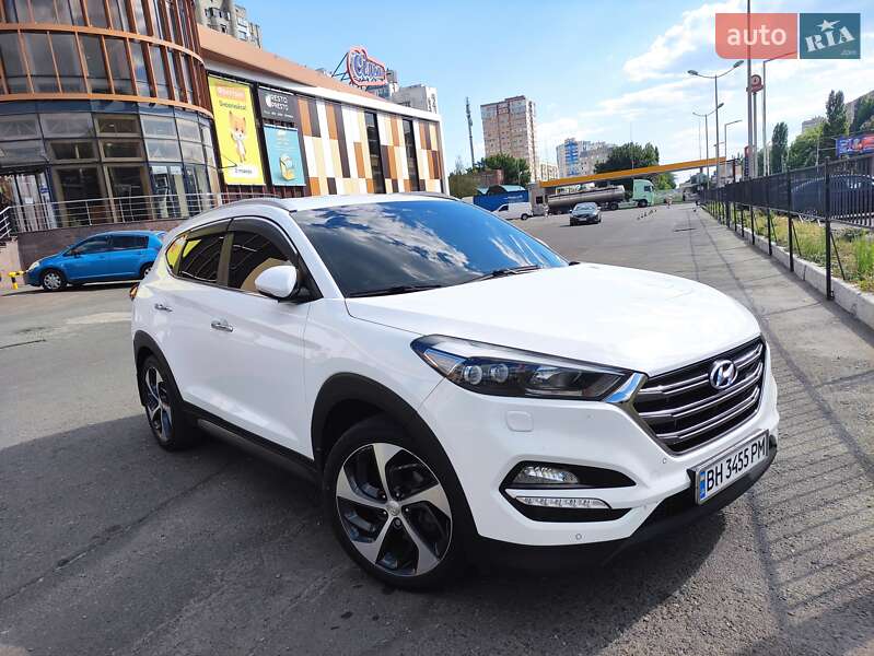 Позашляховик / Кросовер Hyundai Tucson 2016 в Одесі