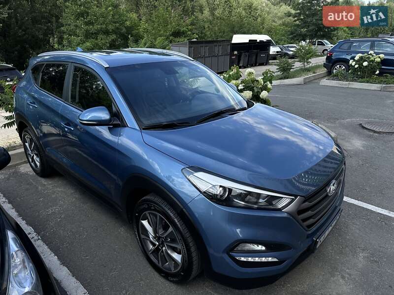 Позашляховик / Кросовер Hyundai Tucson 2017 в Києві