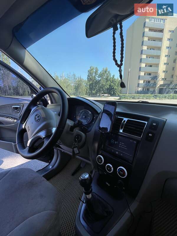 Внедорожник / Кроссовер Hyundai Tucson 2005 в Рогани