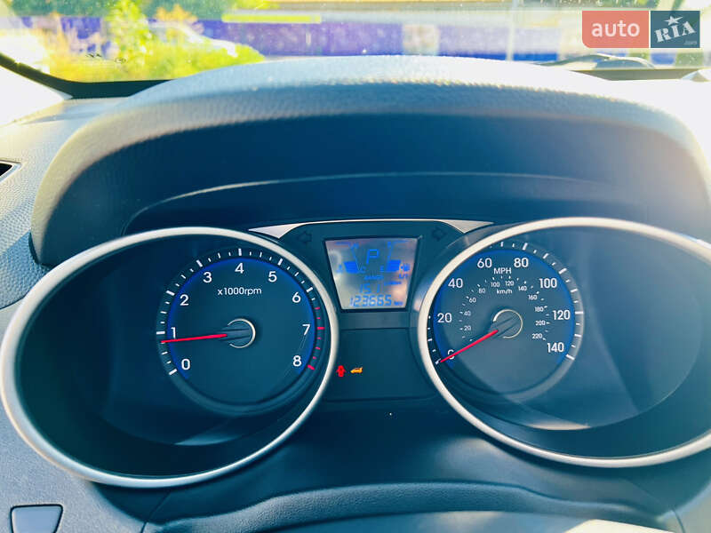 Внедорожник / Кроссовер Hyundai Tucson 2014 в Запорожье