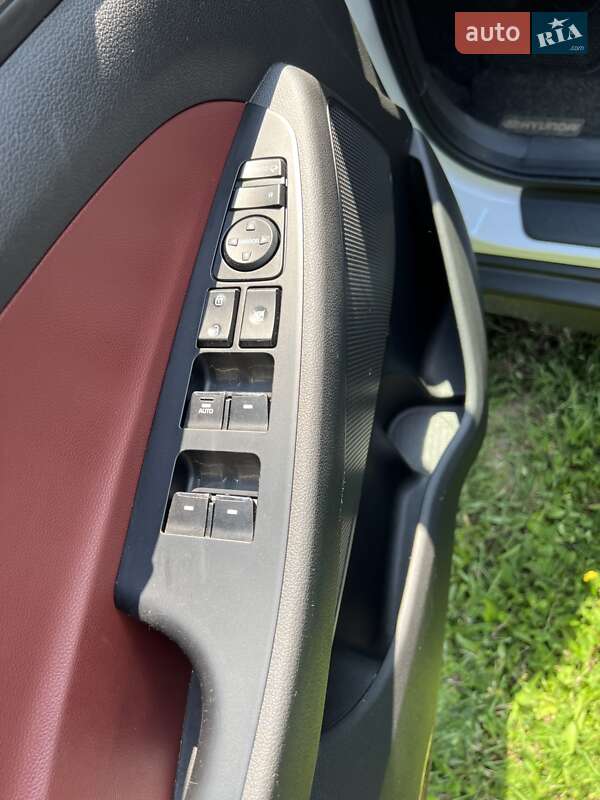 Внедорожник / Кроссовер Hyundai Tucson 2016 в Сваляве фото 18 Внедорожник / Кроссовер Hyundai Tucson 2016 в Сваляве