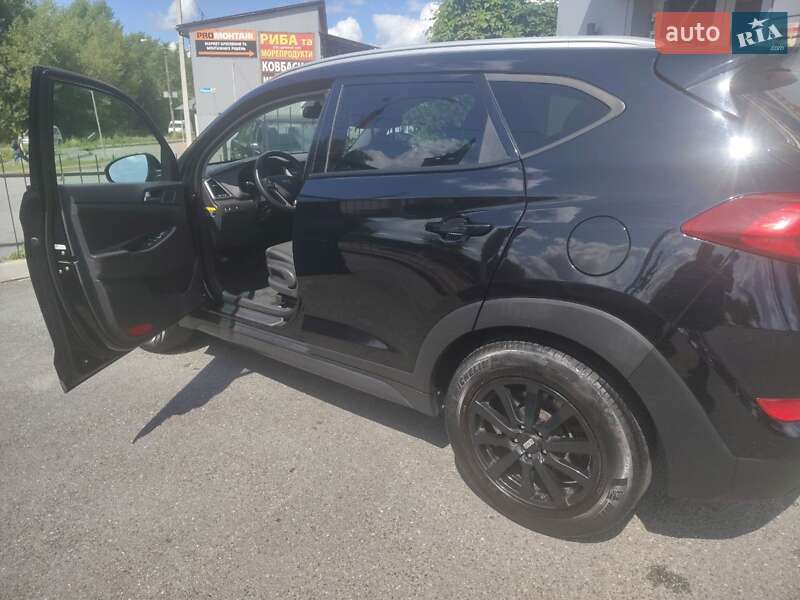 Внедорожник / Кроссовер Hyundai Tucson 2016 в Чернигове