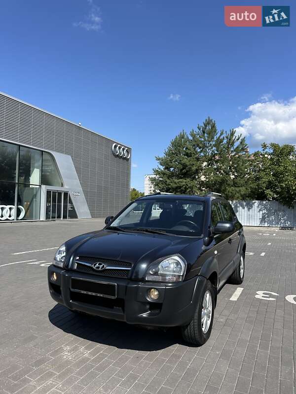 Внедорожник / Кроссовер Hyundai Tucson 2009 в Харькове