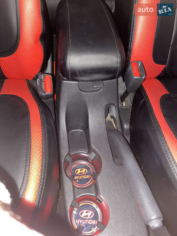 Позашляховик / Кросовер Hyundai Tucson 2008 в Малій Висці