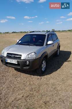 Внедорожник / Кроссовер Hyundai Tucson 2008 в Семеновке