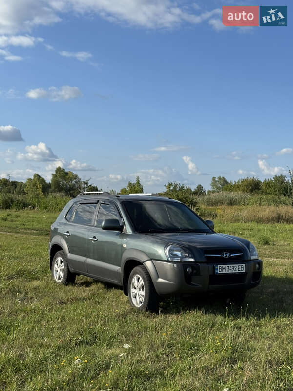 Внедорожник / Кроссовер Hyundai Tucson 2011 в Ахтырке