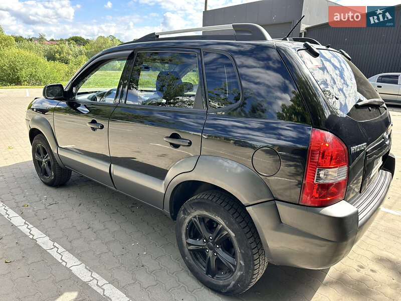 Позашляховик / Кросовер Hyundai Tucson 2008 в Львові
