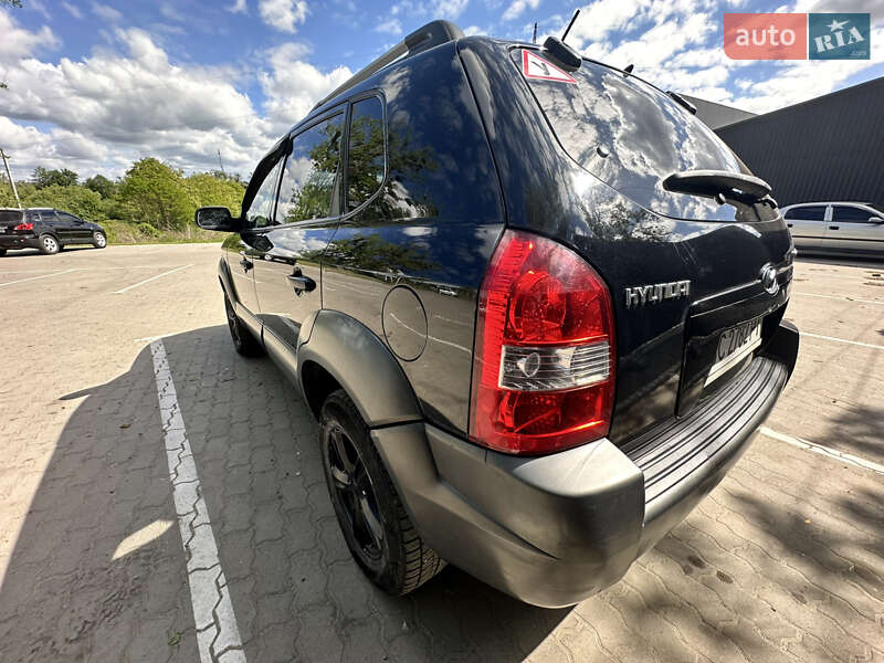 Позашляховик / Кросовер Hyundai Tucson 2008 в Львові