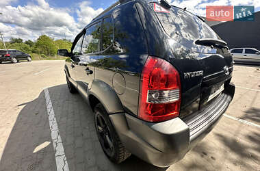 Внедорожник / Кроссовер Hyundai Tucson 2008 в 