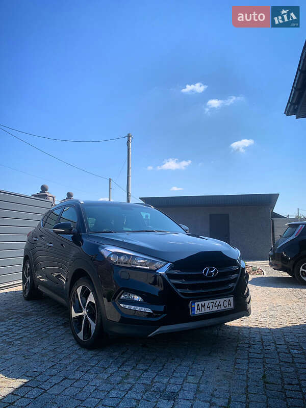 Внедорожник / Кроссовер Hyundai Tucson 2016 в Житомире