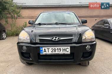 Внедорожник / Кроссовер Hyundai Tucson 2009 в 