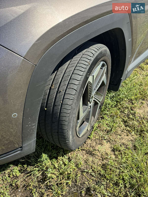 Внедорожник / Кроссовер Hyundai Tucson 2021 в Киеве
