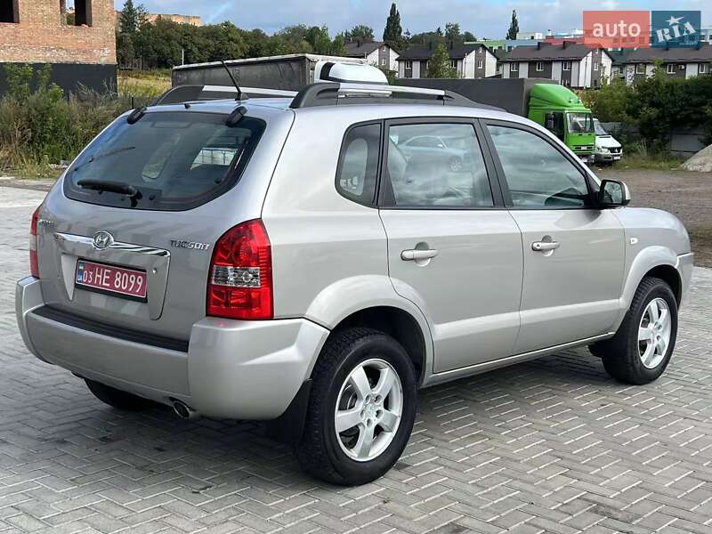 Позашляховик / Кросовер Hyundai Tucson 2005 в Рівному фото 5 Позашляховик / Кросовер Hyundai Tucson 2005 в Рівному