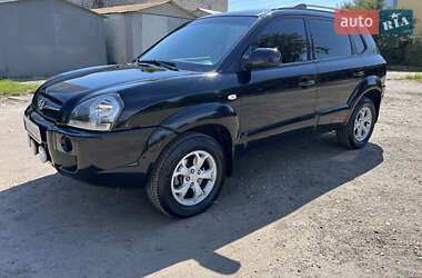 Внедорожник / Кроссовер Hyundai Tucson 2008 в 