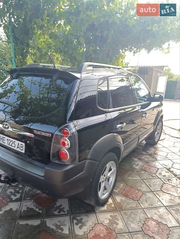 Позашляховик / Кросовер Hyundai Tucson 2006 в Миколаєві фото Позашляховик / Кросовер Hyundai Tucson 2006 в Миколаєві