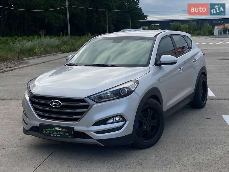 Внедорожник / Кроссовер Hyundai Tucson 2016 в 