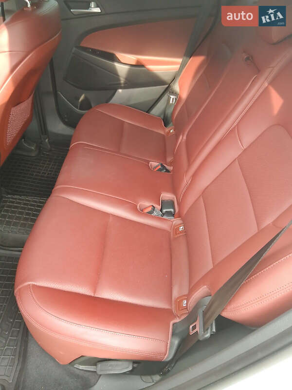 Внедорожник / Кроссовер Hyundai Tucson 2017 в Киеве фото 10 Внедорожник / Кроссовер Hyundai Tucson 2017 в Киеве