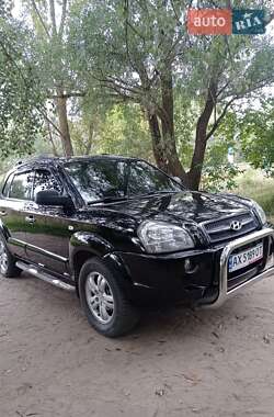 Внедорожник / Кроссовер Hyundai Tucson 2007 в 