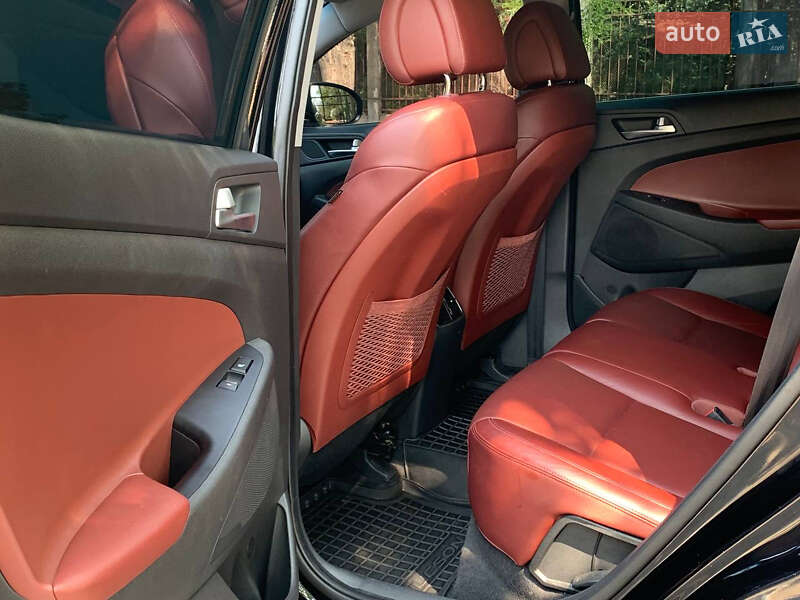 Внедорожник / Кроссовер Hyundai Tucson 2017 в Николаеве