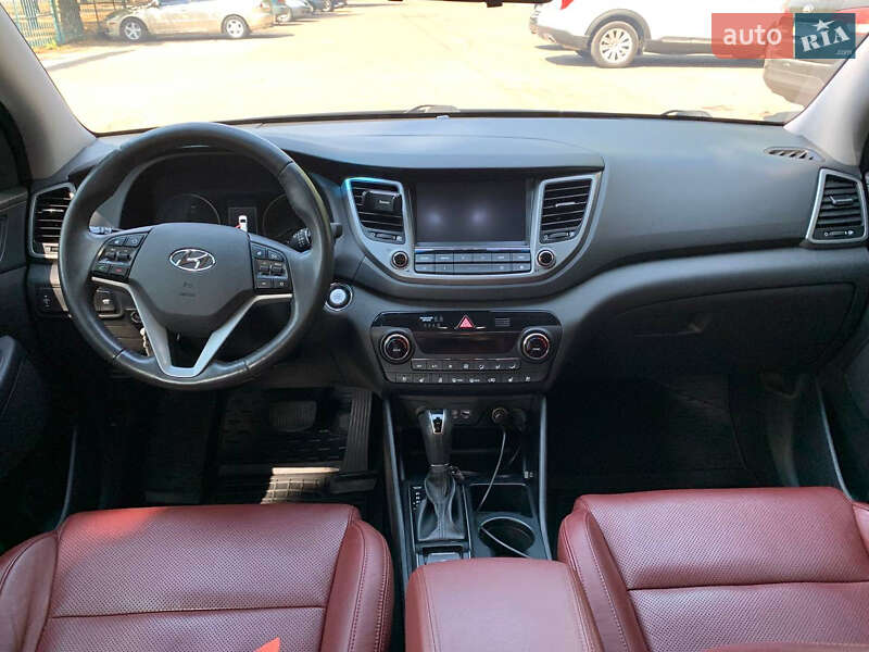 Внедорожник / Кроссовер Hyundai Tucson 2017 в Николаеве
