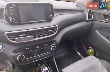Внедорожник / Кроссовер Hyundai Tucson 2020 в 