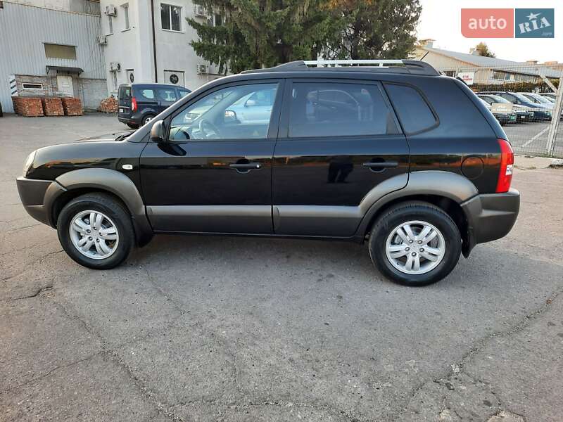 Позашляховик / Кросовер Hyundai Tucson 2007 в Полтаві фото 9 Позашляховик / Кросовер Hyundai Tucson 2007 в Полтаві