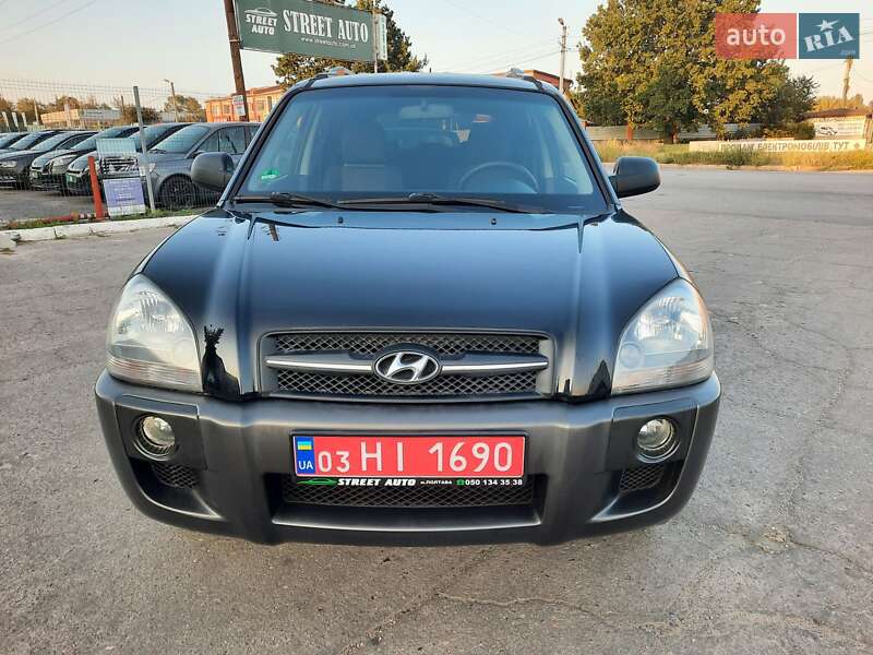 Позашляховик / Кросовер Hyundai Tucson 2007 в Полтаві фото 16 Позашляховик / Кросовер Hyundai Tucson 2007 в Полтаві