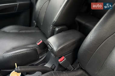 Внедорожник / Кроссовер Hyundai Tucson 2006 в 