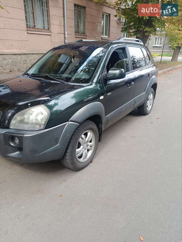 Позашляховик / Кросовер Hyundai Tucson 2007 в Полтаві