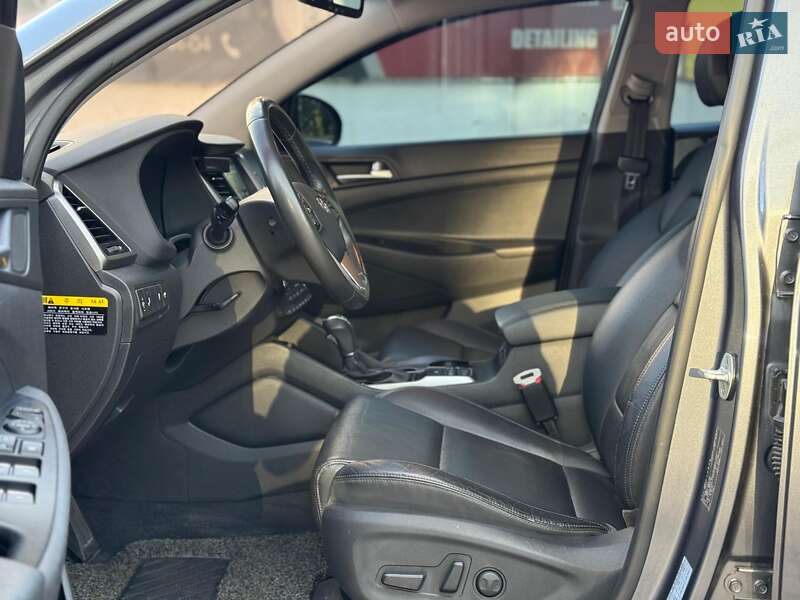 Позашляховик / Кросовер Hyundai Tucson 2017 в Одесі